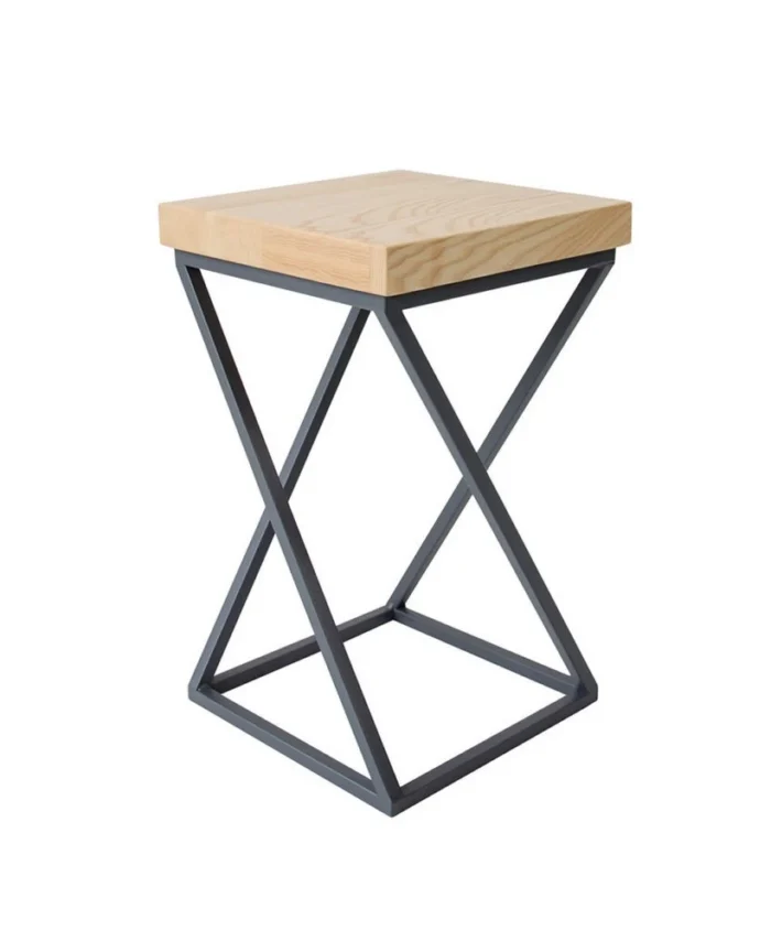 Calamite Hocker aus Naturholz